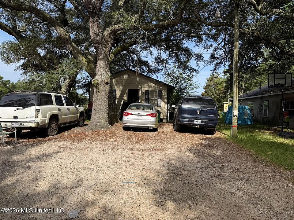 1st image of 503 5th St