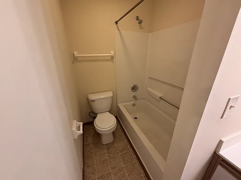 2381 Brown Rd — Photo 16