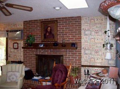 3rd image of 2136 Britt Ave