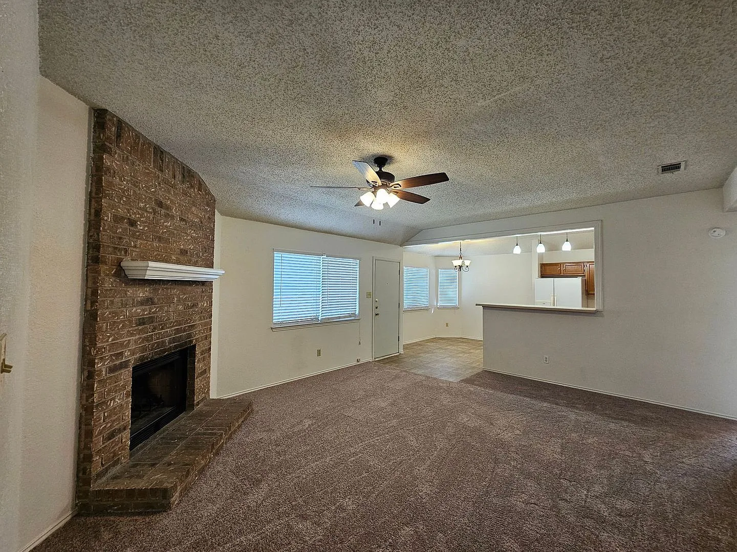 New Price & Back To School Rent Special - $250 Gift Card - Available Now! — Photo 4