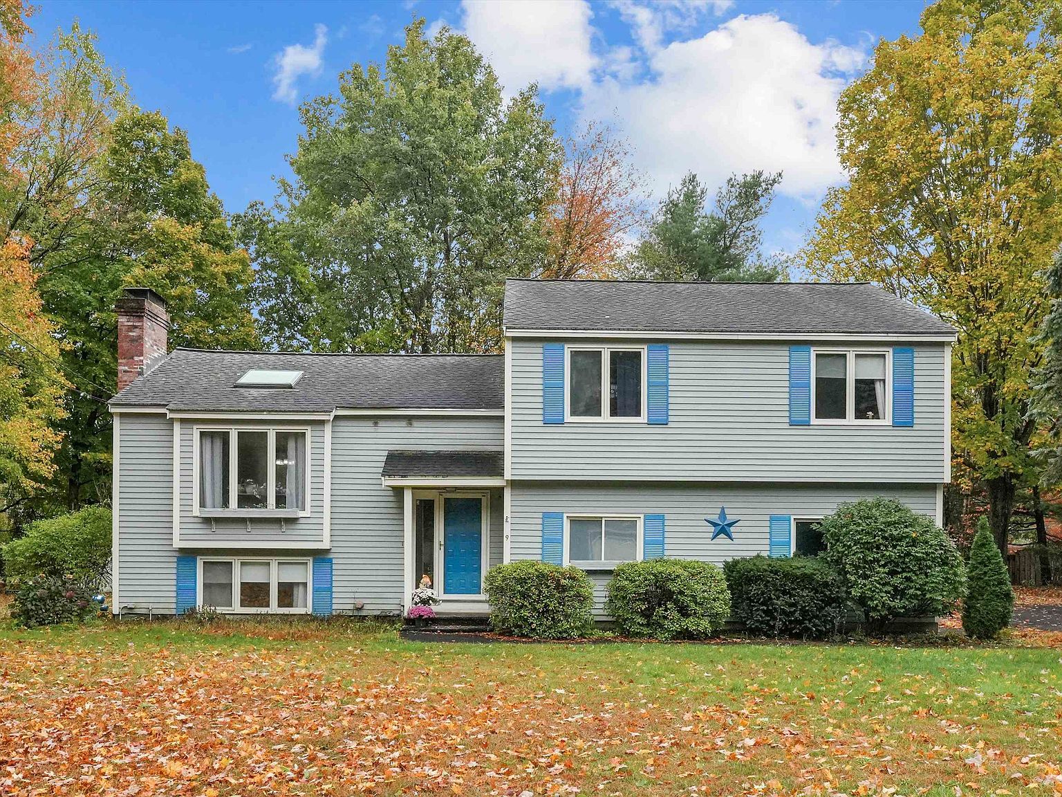 9 Plaza Avenue, Hudson, NH 03051 | Zillow
