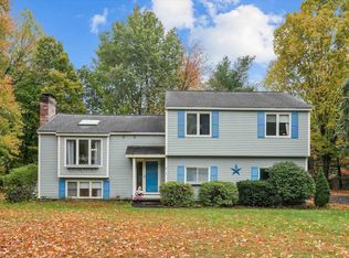 9 Plaza Avenue, Hudson, NH 03051-3234