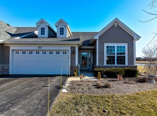 1661 Kelley Ln, Hampshire, IL 60140