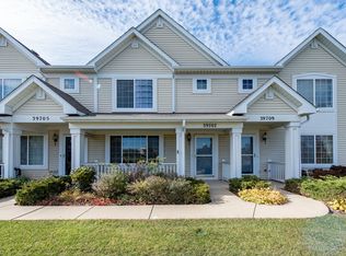 39707 N Warren Ln, Beach Park, IL 60083
