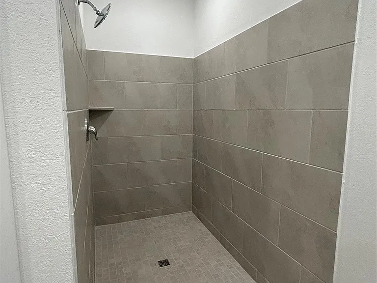 6706 Violet Clover Ave — Photo 16