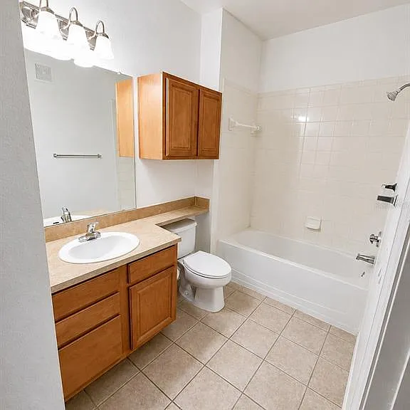 8341 38th Street Cir E #107 — Photo 9