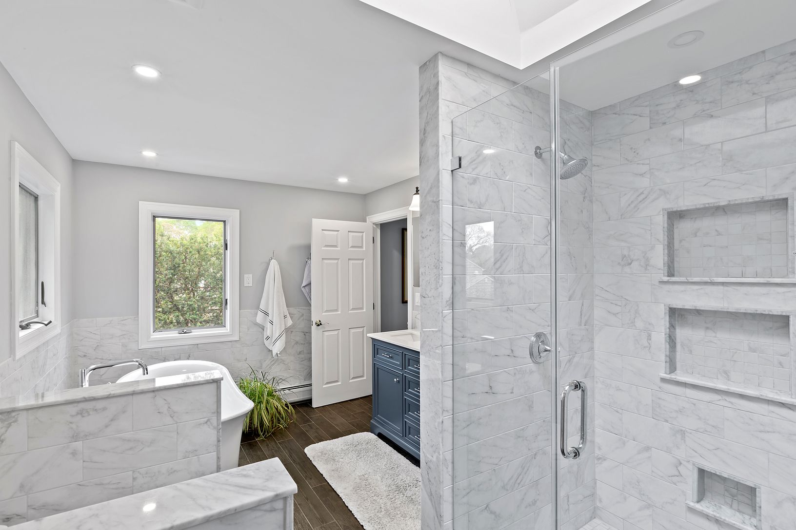  Master Bath.