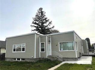 47 21st St E, Prince Albert, SK S6V1L7