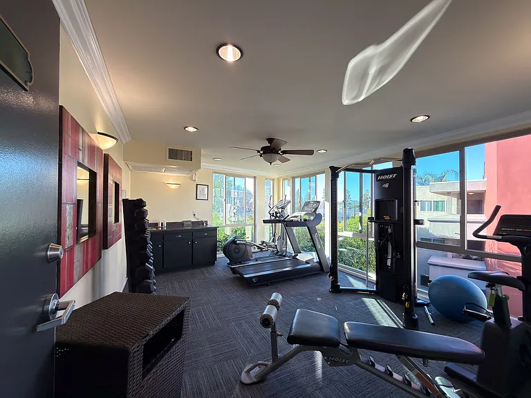 The Willows Apartments — Photo 5