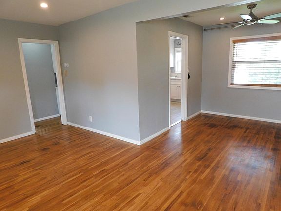 3rd image of 3768 Wilcox St