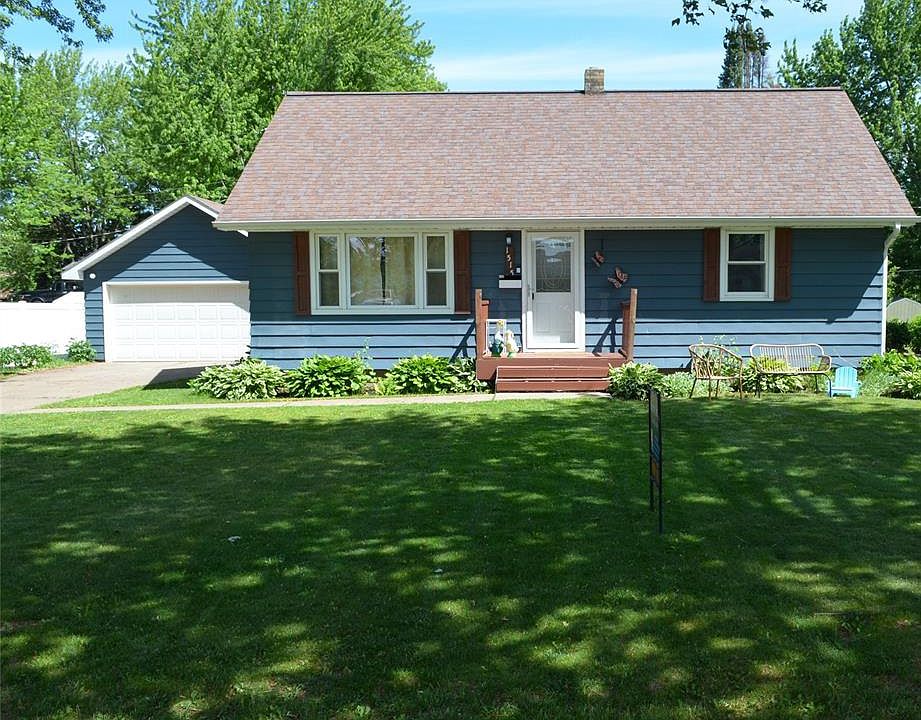 1st image of 1515 6th Avenue