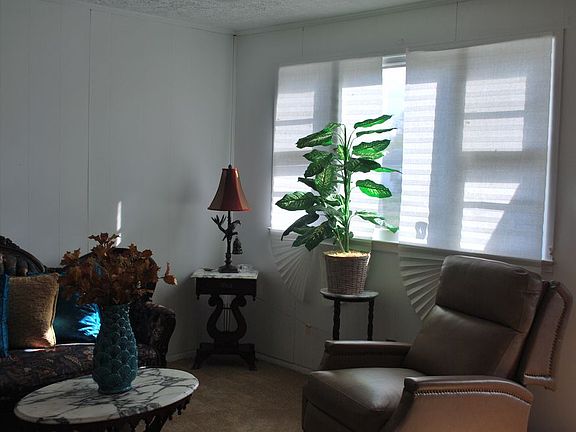 5th image of 2704 Carneal St