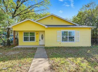 728 W Walker St, Denison, TX 75020