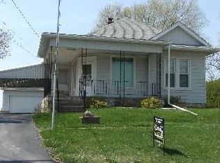 101 N Main St, Washburn, IL 61570