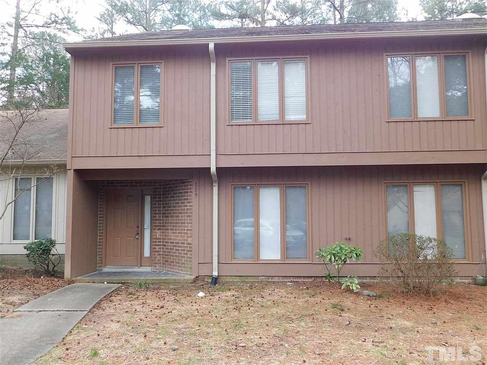 1st image of 109 Greenmeadow Ln