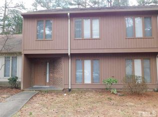 109 Greenmeadow Ln, Chapel Hill, NC 27514