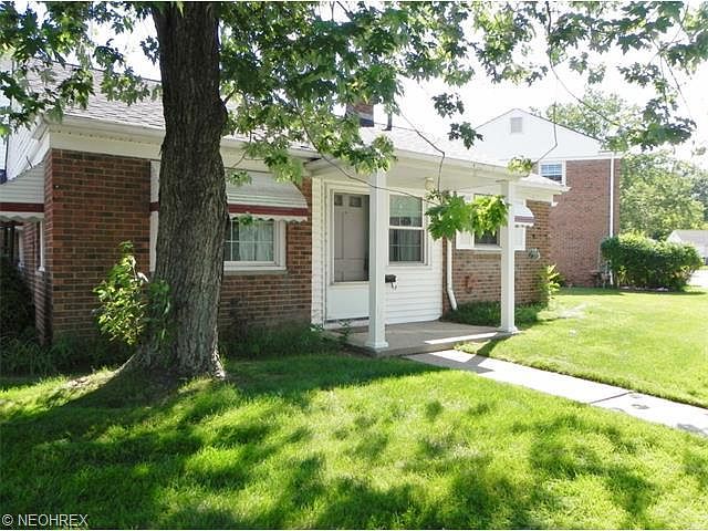 1st image of 319 Buckner Dr #172