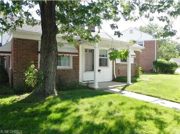 319 Buckner Dr #172, Euclid, OH 44123