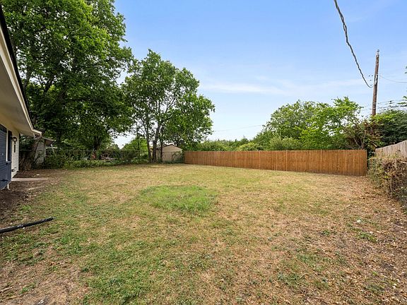 2nd image of 3245 Pacesetter Dr