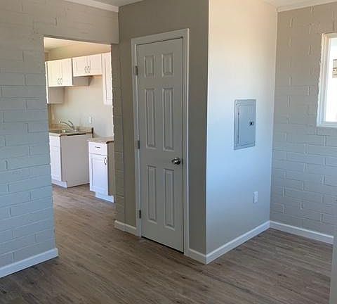 5th image of 131 W Lindbergh Ave #3
