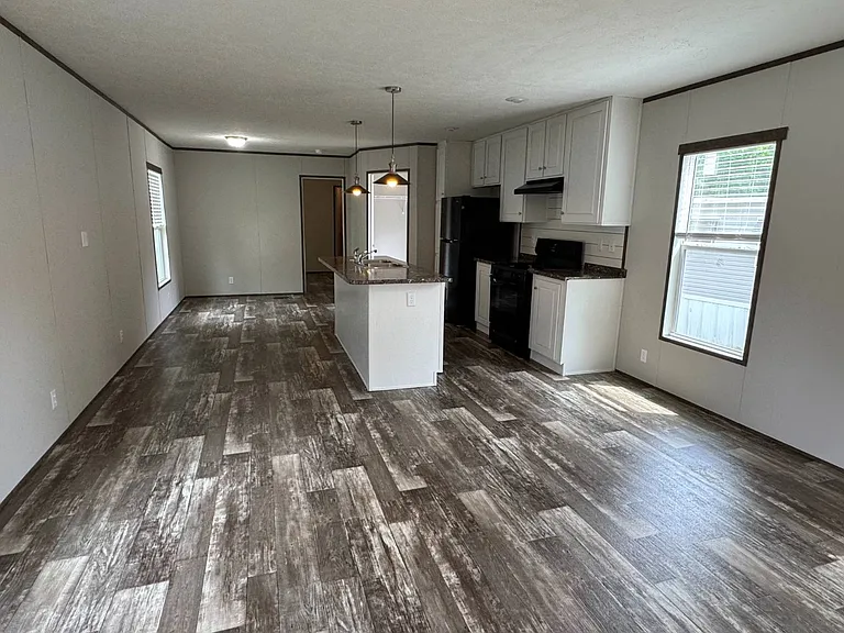 242 Wallingford Dr — Photo 6