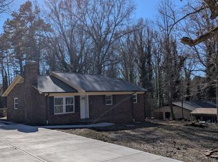 1360 Springdale Park Dr, Lincolnton, NC 28092