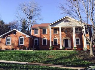 14807 Pleasant Ridge Ct, Chesterfield, MO 63017