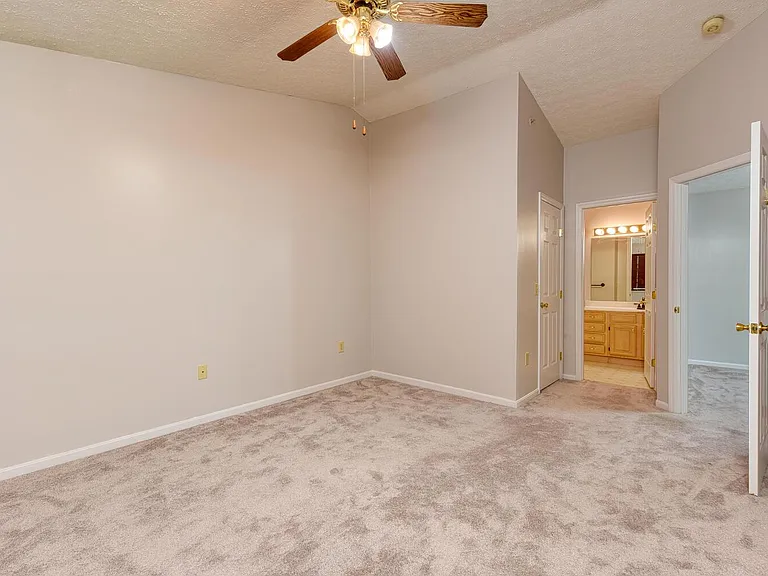 2323 Vicente Ct #309 — Photo 24