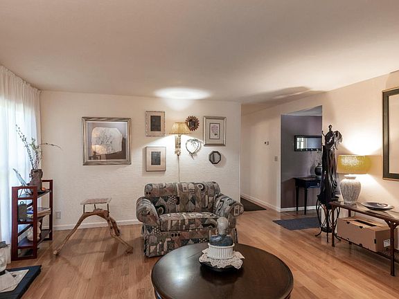 5th image of 18611 Harleigh Dr