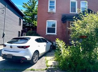 60 Herridge St, Ottawa, ON K1S0G9