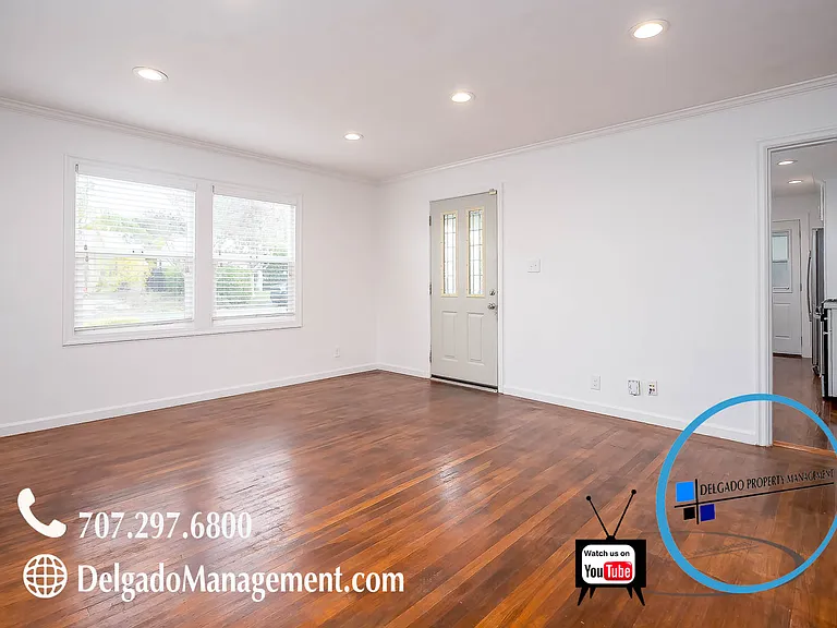 2425 Alameda St — Photo 2