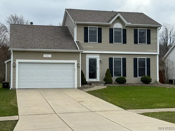 4327 Manor Ln, Hamburg, NY 14075