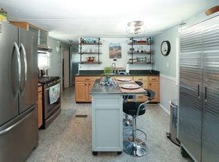 1 B St, Merrimac, MA 01860