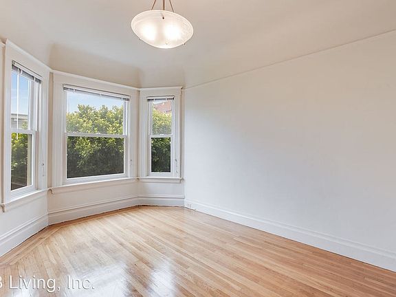 4th image of 3400 Sacramento St APT 4