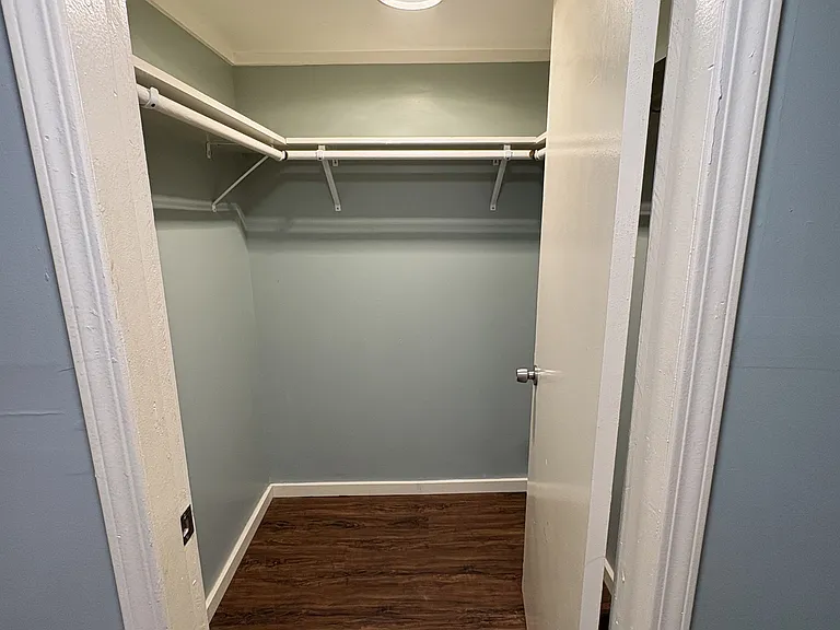 5937 Holmes St #4 — Photo 17