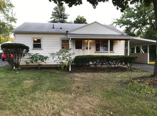 107 Cimarron Dr, Rochester, NY 14620