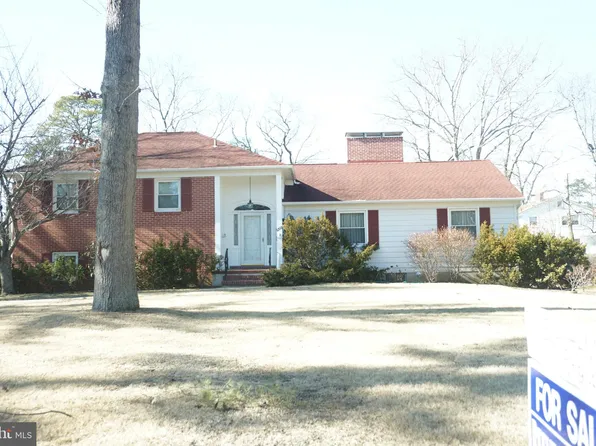 1208 Forest Dr, Millville, NJ 08332