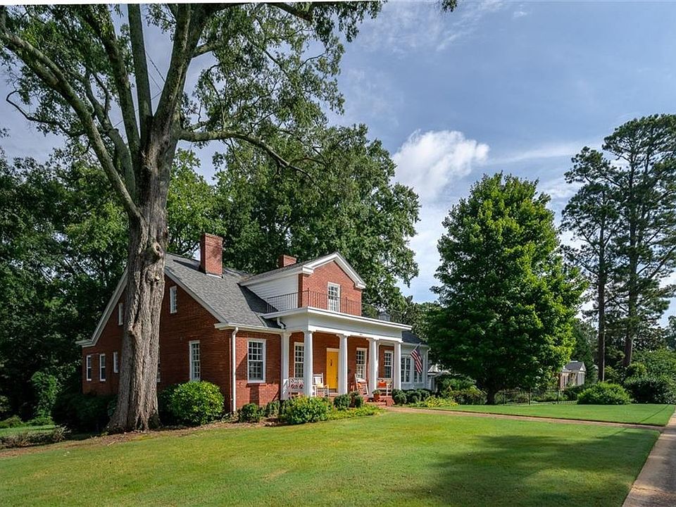 310 Walton St, Monroe, GA 30655 Zillow