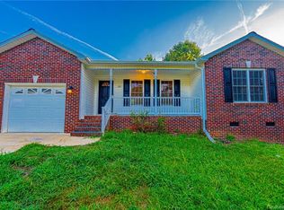 309 E Iowa Ave, Bessemer City, NC 28016