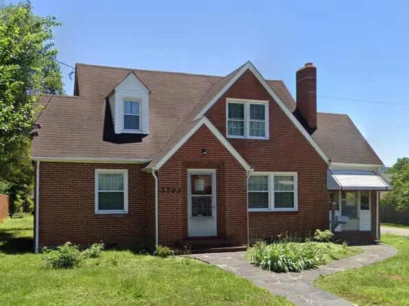 2703 Lyndhurst St NW, Roanoke, VA 24012