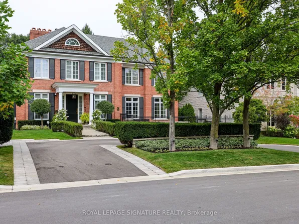 6 Vernham Ave, Toronto, ON M2L 2B2