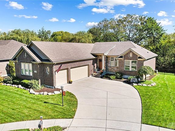 4th image of 2462 Sydneys Bend Dr
