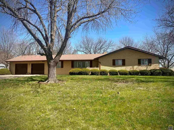 400 Wyoming Ave, Holton, KS 66436