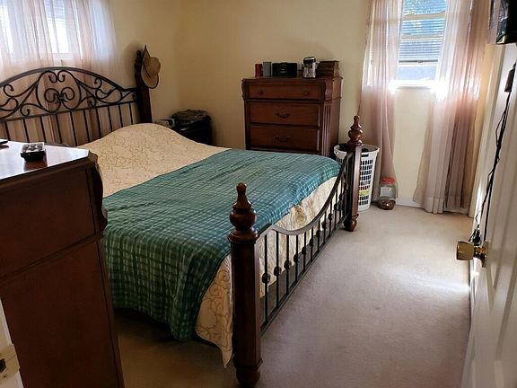 4th image of 259 Brookforest Dr