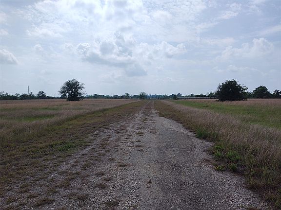 5th image of 19709 Becker Rd