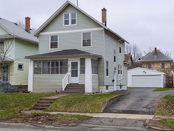3rd image of 621 Clay Ave
