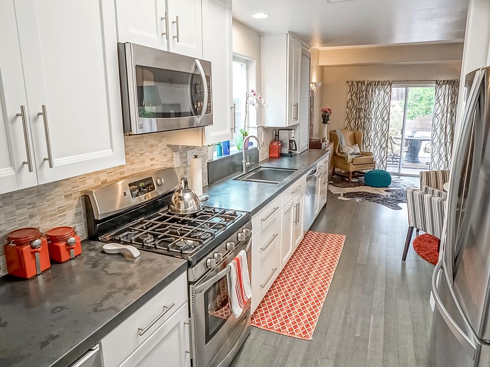1st image of 9152 Lemona Ave Unit 117