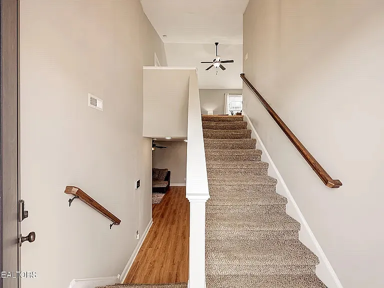 7931 Poplar Grove Ln — Photo 24