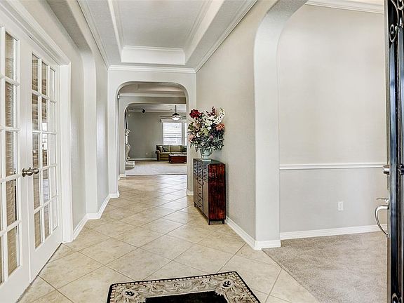 4th image of 7715 Bayou Green Ln