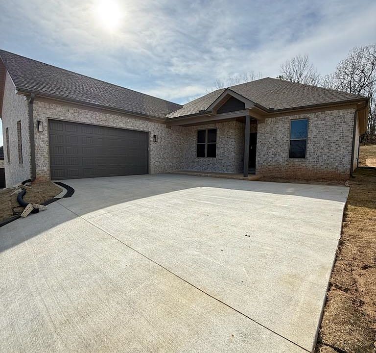 1st image of 9329 Wooddale Dr
